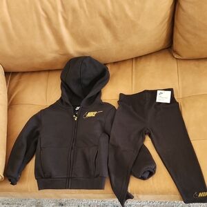 Nike Charcoal 2-Piece Set